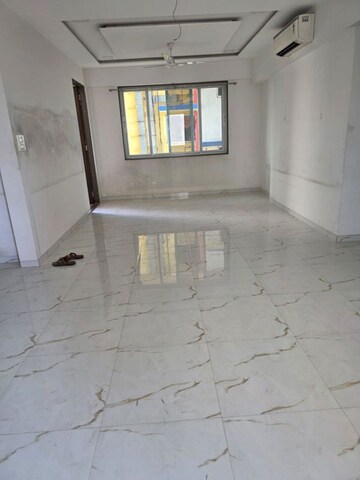 Living Room in 3.5 BHK Apartment at Diamond Garden, Chembur – for Rent