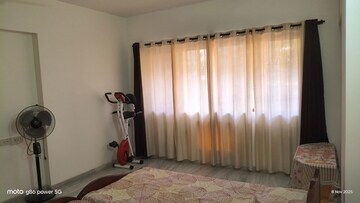 Bedroom in 2 BHK Apartment at Golden Square, Santacruz East – for Rent