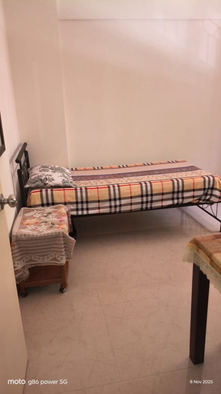 Bedroom, golden-square 2 Bedroom 700 Sq.Ft. Apartment In Santacruz East Mumbai 9871362