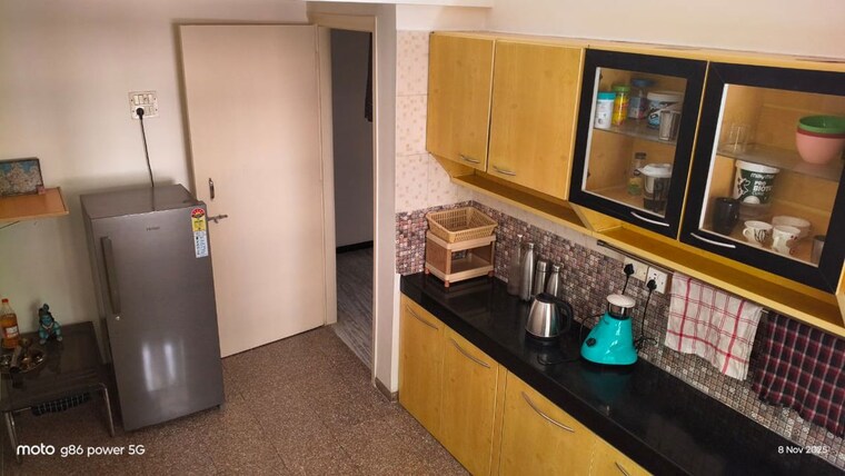 Kitchen, golden-square 2 Bedroom 700 Sq.Ft. Apartment In Santacruz East Mumbai 9871362