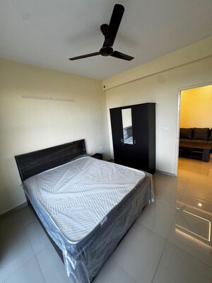 Bedroom in 3 BHK Apartment at Sector 70 – for Rent