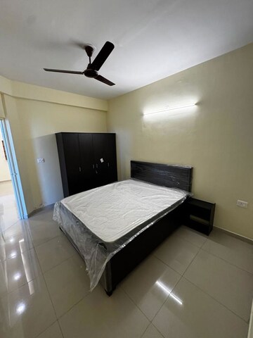 Bedroom in 3 BHK Apartment at Sector 70 – for Rent