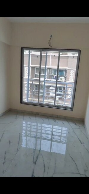 Room in 2 BHK Apartment at Laxmi Annex, Goregaon West – for Rent