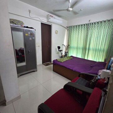 Bedroom in 2 BHK Apartment at Chembur – for Rent