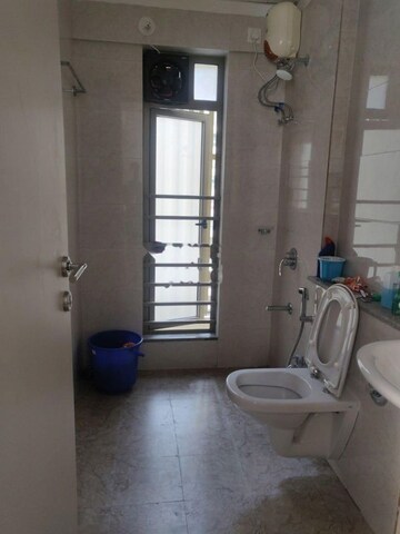 Bathroom in 2 BHK Apartment at Sheth Vasant Oasis, Andheri East – for Rent