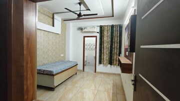 Bedroom in 3 BHK Apartment at APS Platinum Towers, Pir Machalla – for Rent
