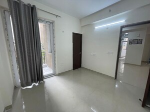 Room in 2 BHK Villa at RWA Apartments Sector 52, Sector 52 – for Rent