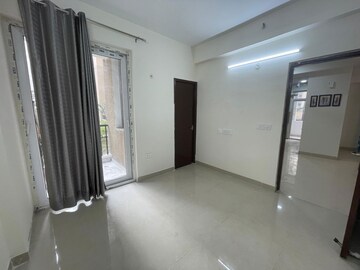 Room in 2 BHK Villa at RWA Apartments Sector 52, Sector 52 – for Rent