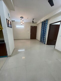 2 BHK + Extra Room Villa For Rent in RWA Apartments Sector 52