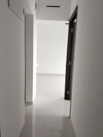 Room in 2 BHK Apartment at UK Iridium, Kandivali East – for Rent