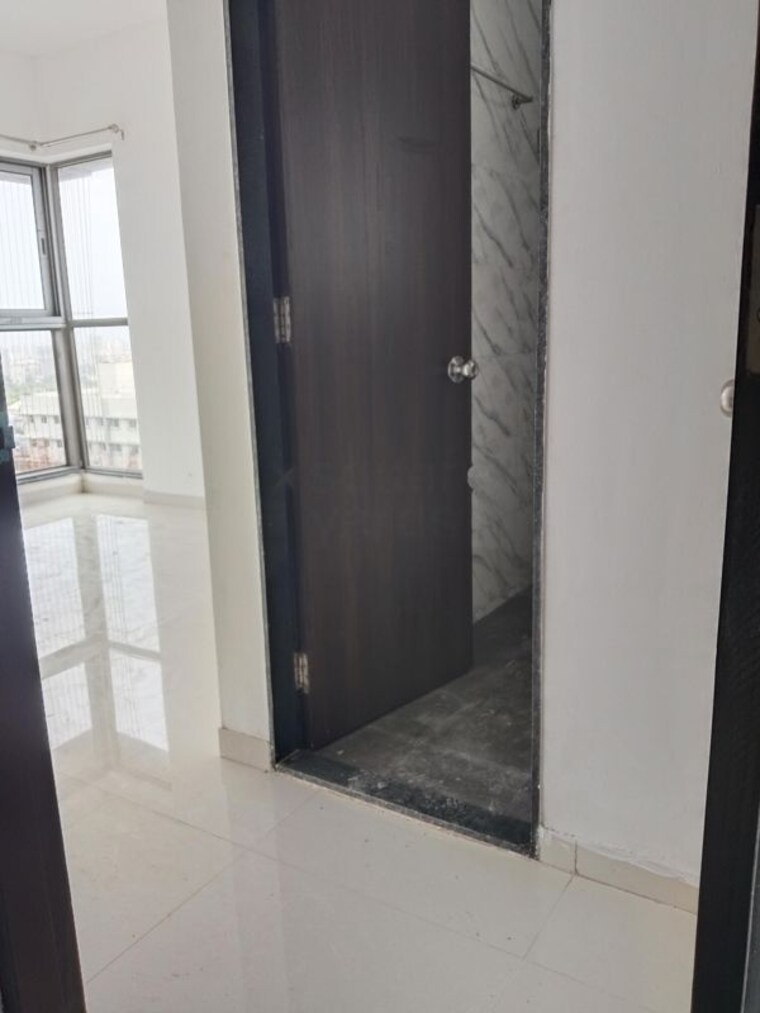 Attached Bathroom, uk-iridium 2 Bedroom 544 Sq.Ft. Apartment In Kandivali East Mumbai 9871443