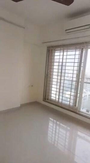 Bedroom in 2 BHK Apartment at Chembur – for Rent