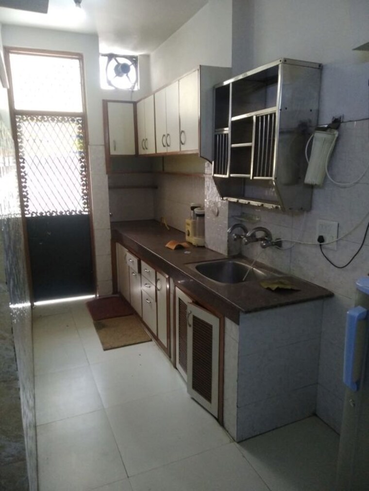 Kitchen, lajpat nagar ii 2 Bedroom 689 Sq.Ft. Builder Floor In Lajpat Nagar ii Delhi 9871363