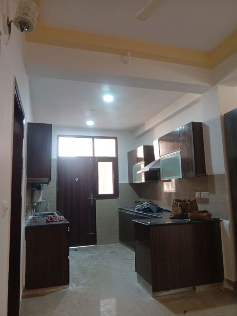 Kitchen, supertech-cape-town 2.5 Bedroom 1150 Sq.Ft. Apartment In Sector 74 Noida 9871490