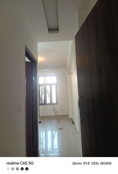 2.5 BHK + Study Room Apartment For Sale in Supertech Cape Town