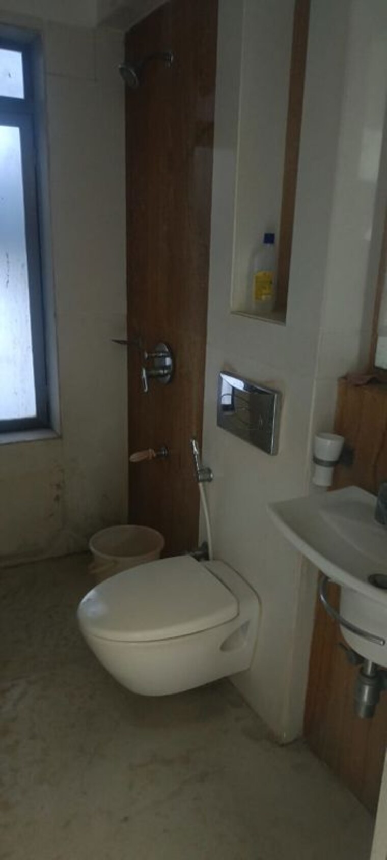 Bathroom, lodha-luxuria 2 Bedroom 780 Sq.Ft. Apartment In Majiwada Thane 9871513