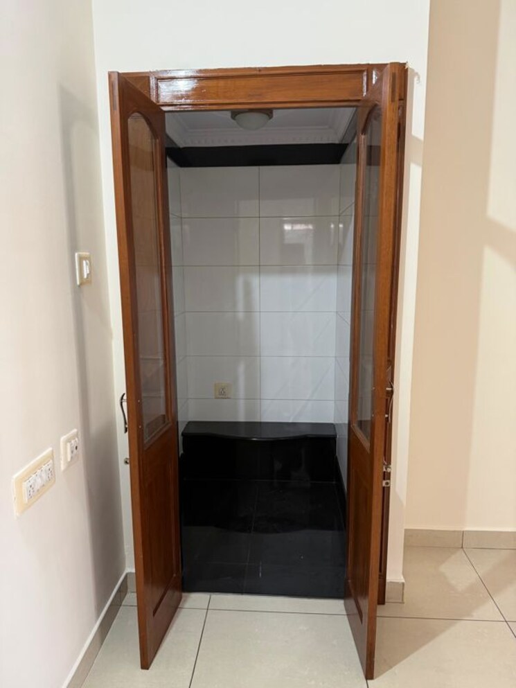 Bathroom, cambridge layout 2 Bedroom 1200 Sq.Ft. Builder Floor In Cambridge Layout Bangalore 9871515