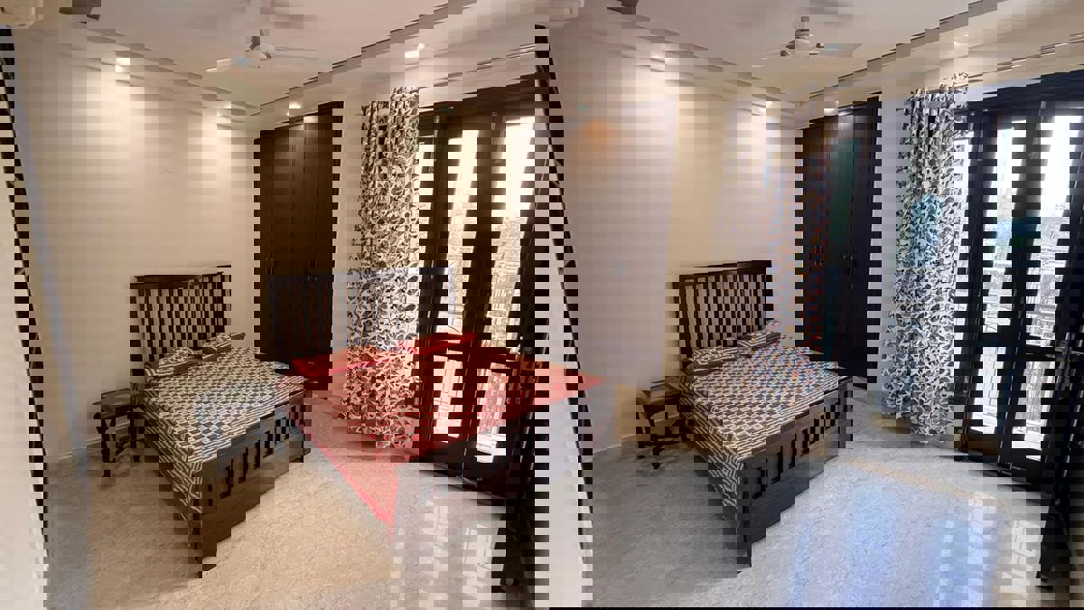 3 BHK + Pooja Room Builder Floor For Rent in Green Park