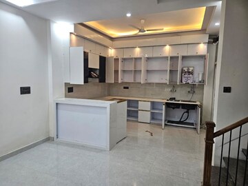 Kitchen in 6 BHK Villa at RWA Apartments Sector 52, Sector 52 – for Rent