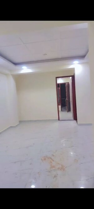 Room in 2 BHK Apartment at Atharv Suman Enclave, Sector 104 – for Rent