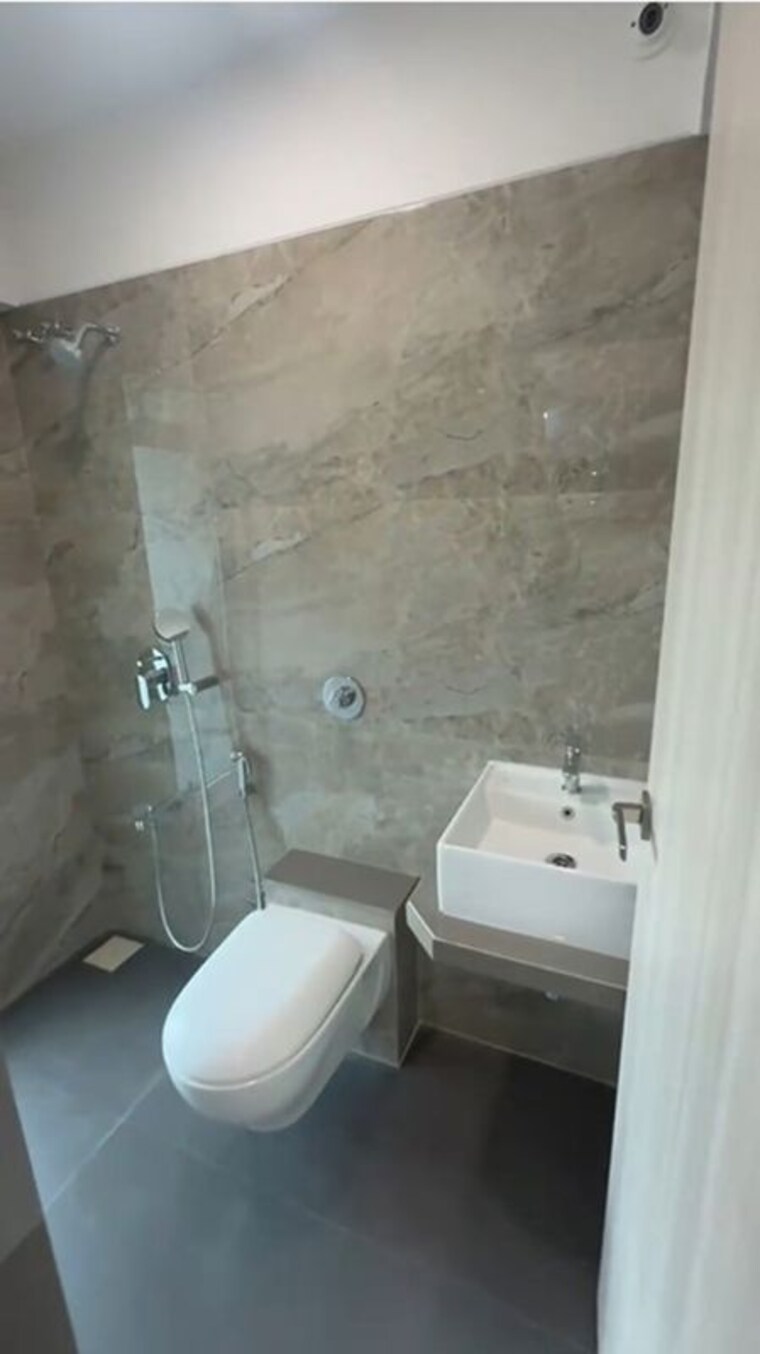 Bathroom, paradigm-71-midtown 1 Bedroom 429 Sq.Ft. Apartment In Chembur Mumbai 9871529