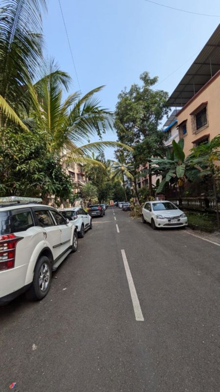  Parking, nerul sector 21 Pg For Girls In Nerul Sector 21 9871558