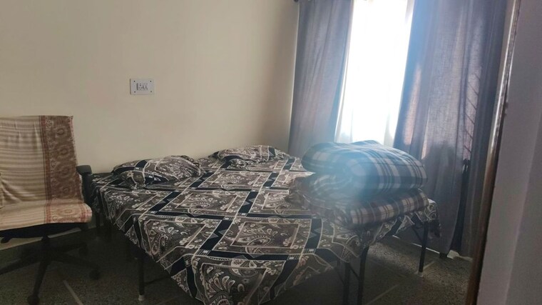 Bedroom, panchkula urban estate 2 Bedroom 1700 Sq.Ft. Apartment In Panchkula Urban Estate Panchkula 9871560