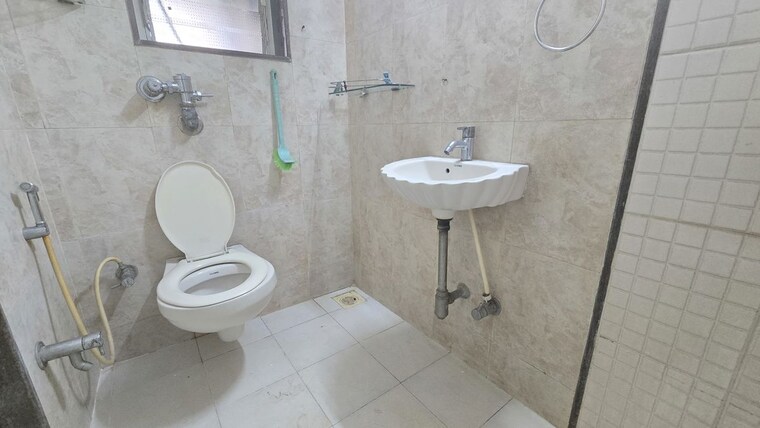 Bathroom, agarwal-trinity-towers 1 Bedroom 460 Sq.Ft. Apartment In Malad West Mumbai 9871620