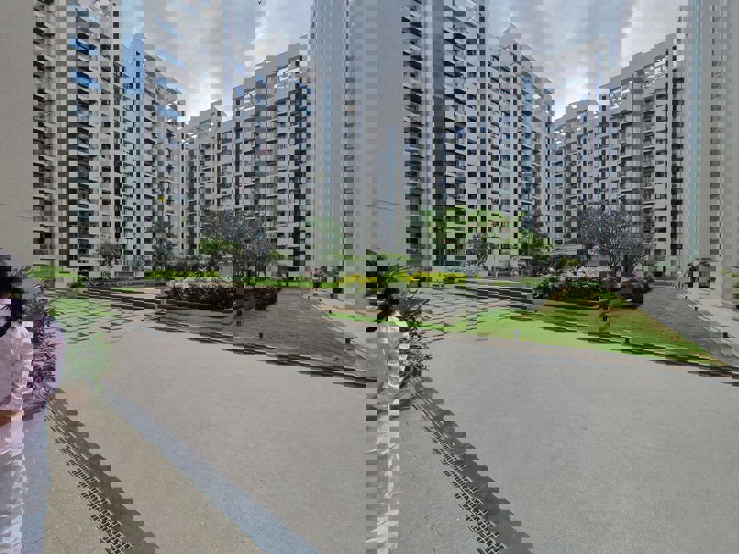 3.5 BHK + Servant Room 3400 Sq.Ft. Apartment in Lunkad Sky Vie