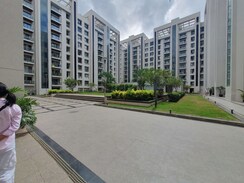 3.5 BHK + Servant Room Apartment For Sale in Lunkad Sky Vie
