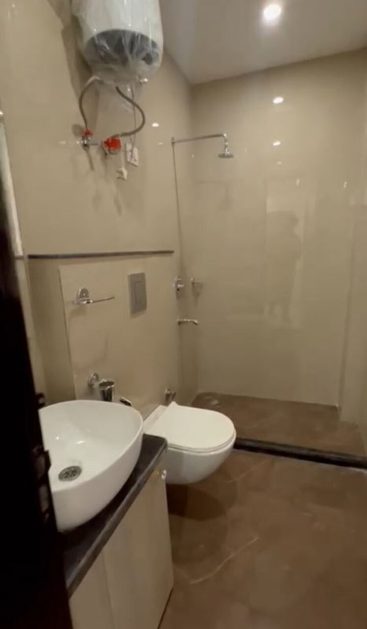 Bathroom, surya-cghs 2 Bedroom 1405 Sq.Ft. Apartment In Sector 43 Gurgaon 9871667