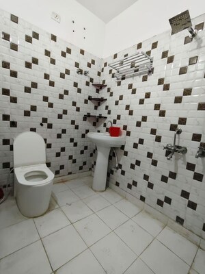 Bathroom in 1.5 BHK Apartment at Zara Aavaas, Sector 104 – for Rent