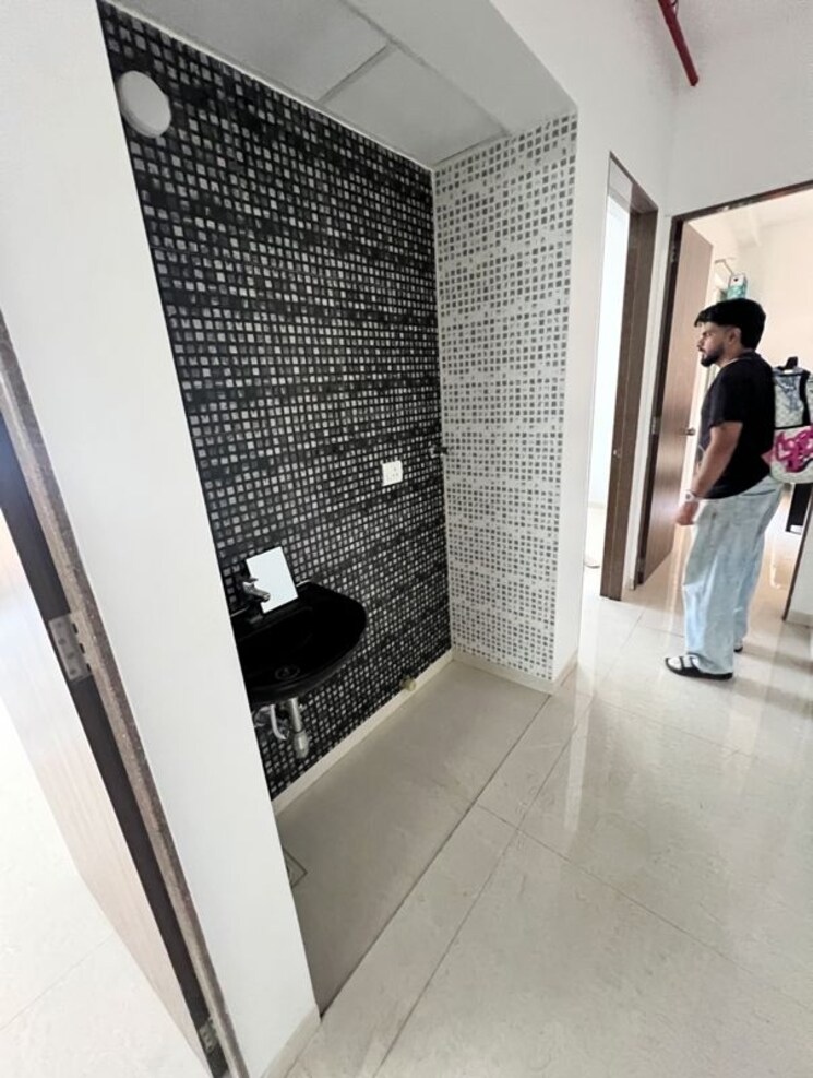 Bathroom, arihant-clan-aalishan-phase-2 3 Bedroom 1850 Sq.Ft. Apartment In Kharghar Sector 37 Navi Mumbai 9871673