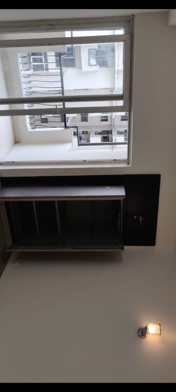 Furnished Amenities in 3 BHK Apartment at Nimbus The Hyde park, Sector 78 – for Rent