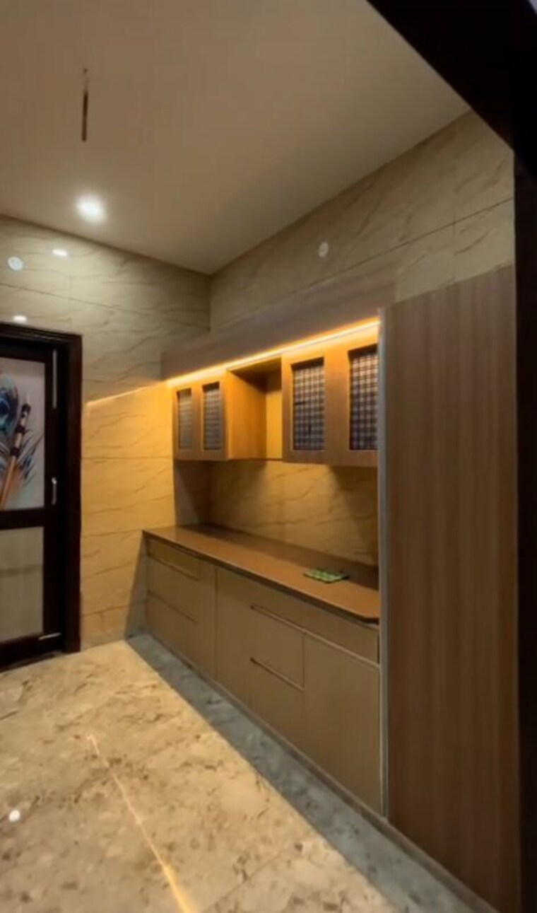 Kitchen, ganga nagar 3.5 Bedroom 134 Sq.Yd. Villa In Ganga Nagar Meerut 9871709