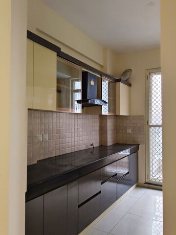 Kitchen in 3 BHK Apartment at BPTP Discovery Park, Sector 80 – for Rent