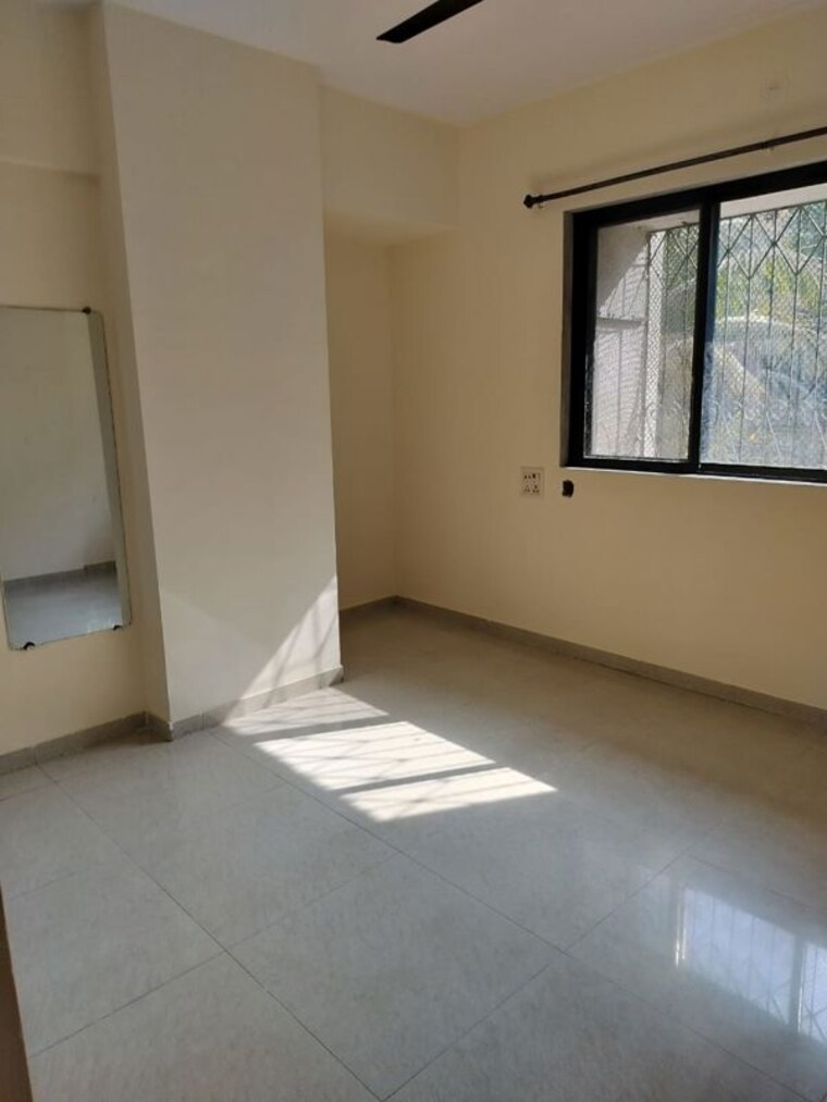 Room, kavya-hill-view-chs 1 Bedroom 475 Sq.Ft. Apartment In Anand Nagar Thane 9871769