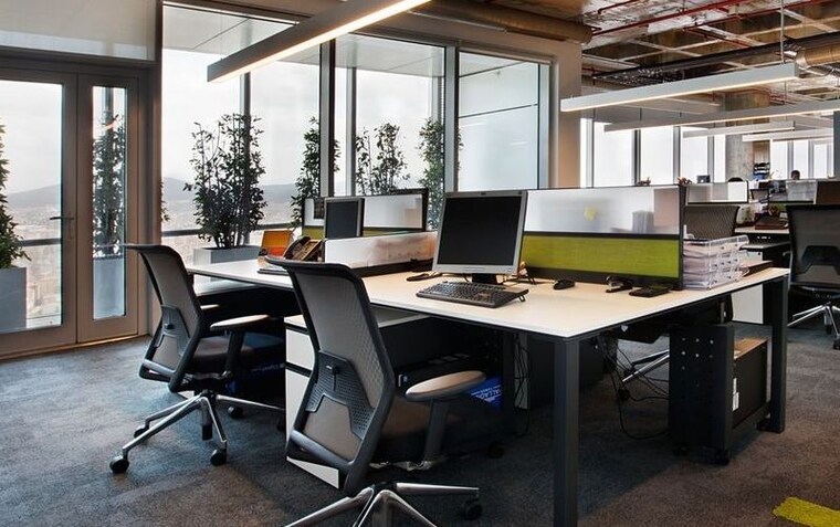 Team Area, sahar Commercial Office Space 10000 Sq.Ft. In Sahar Mumbai 9871724