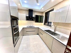 Kitchen in 5 BHK Apartment at Ireo Victory Valley, Sector 67 – for Sale