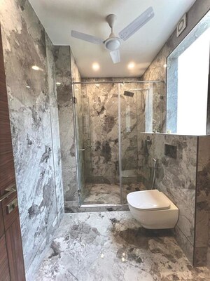 Master Bedroom in 5 BHK Apartment at Ireo Victory Valley, Sector 67 – for Sale
