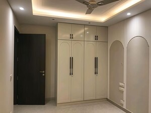 Building Lobby in 3 BHK Apartment at CS Roseate 63, Sector 63a – for Rent