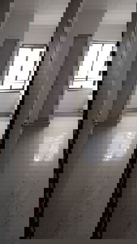 Retail Shop For Sale in Vasna