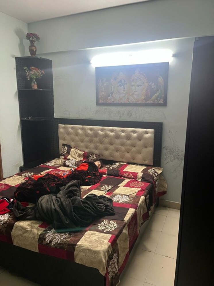 Bedroom, sector 82 2 Bedroom 500 Sq.Ft. Apartment In Sector 82 Faridabad 9871907