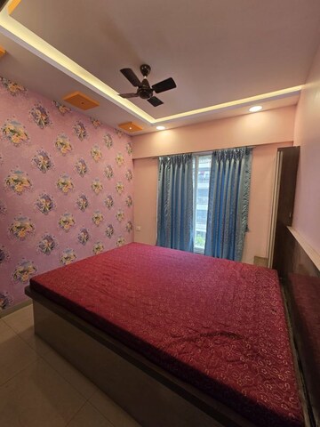 Bedroom in 2 BHK Apartment at Tingre Nagar – for Sale