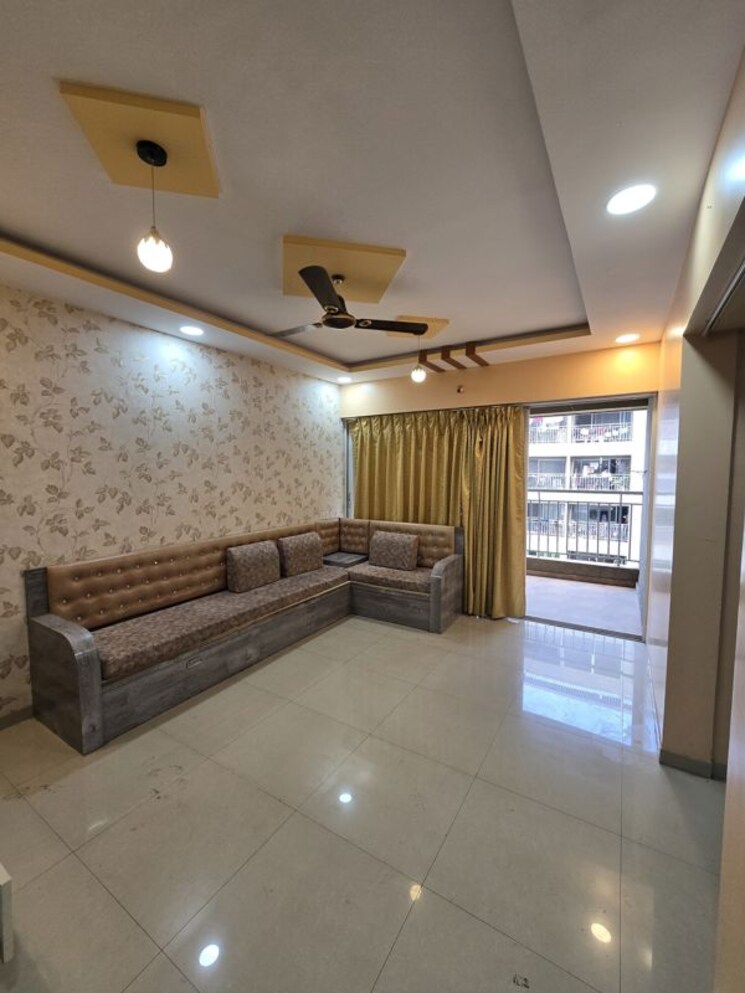 Living Room, tingre nagar 2 Bedroom 1000 Sq.Ft. Apartment In Tingre Nagar Pune 9871918