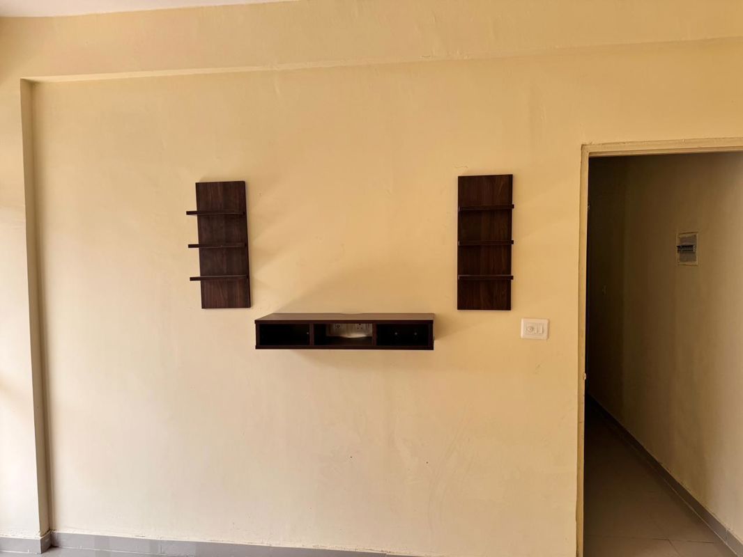 2 BHK + Servant Room Apartment For Rent in Pyramid Elite
