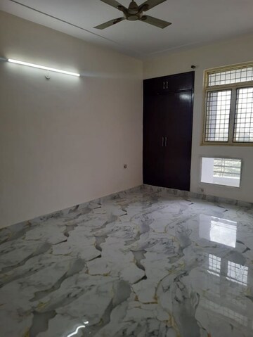 Room in 3 BHK Apartment at GH-7 Crossings Republik, Vijay Nagar – for Sale