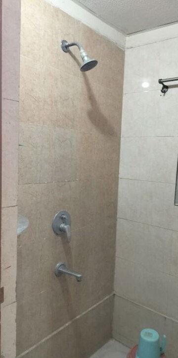 Furnished Amenities in 3 BHK Apartment at Supertech Cape Town, Sector 74 – for Rent