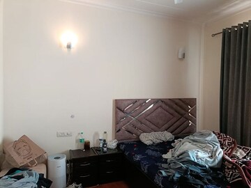 Master Bedroom in 2 BHK Apartment at Central Park Resorts, Sector 48 – for Rent