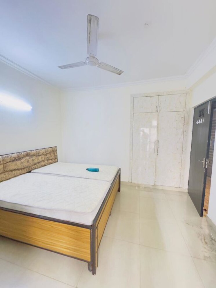 Bedroom, gardenia-gateway 3.5 Bedroom 1700 Sq.Ft. Apartment In Sector 75 Noida 9871961